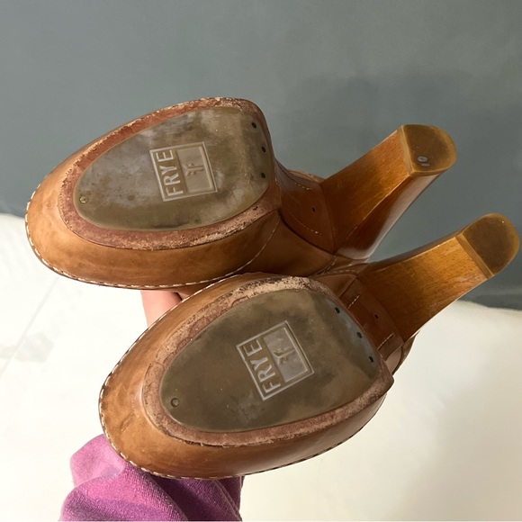 Frye Natasha Clog Leather Platform Mules Heels - Picture 6 of 7